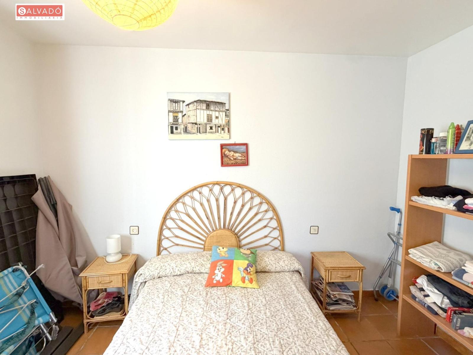 Chalet for Sale in Albinyana