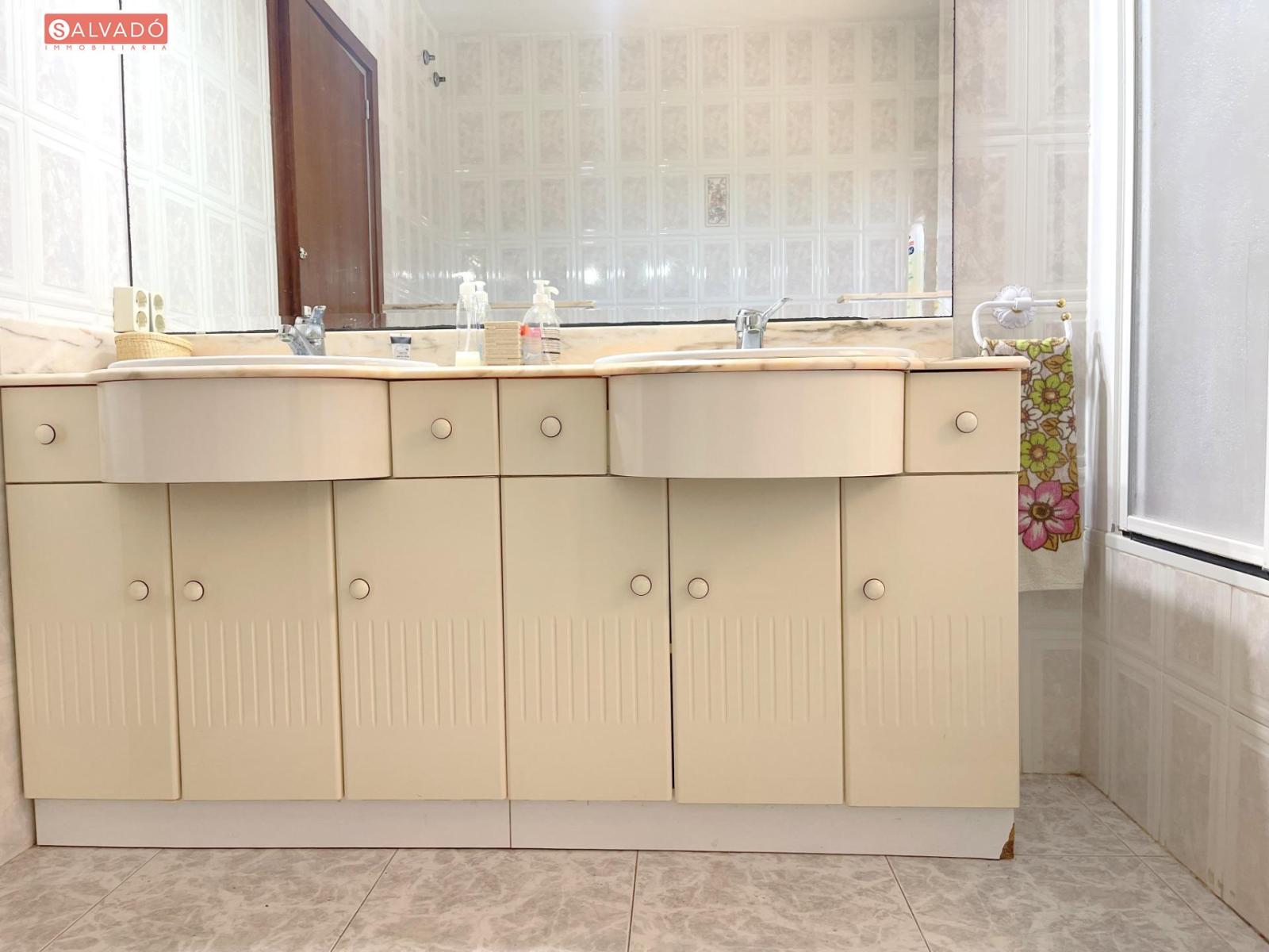 Chalet for Sale in Calafell