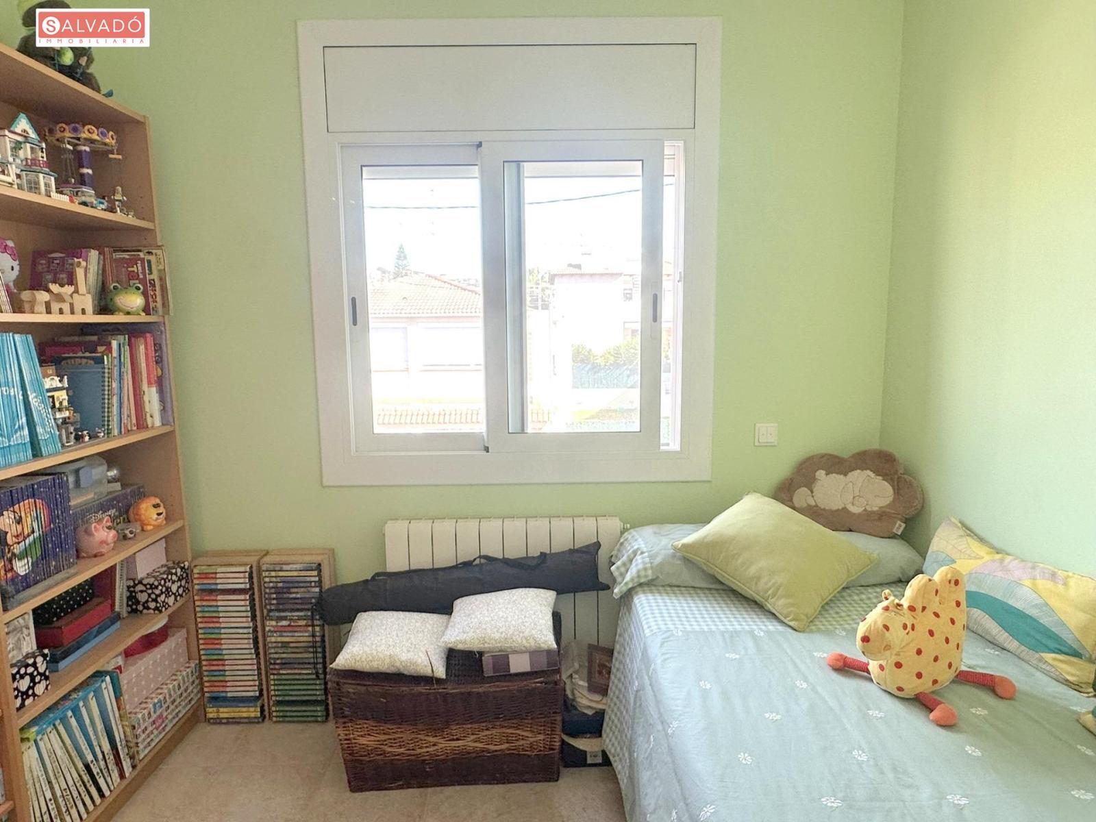 Chalet for Sale in Calafell
