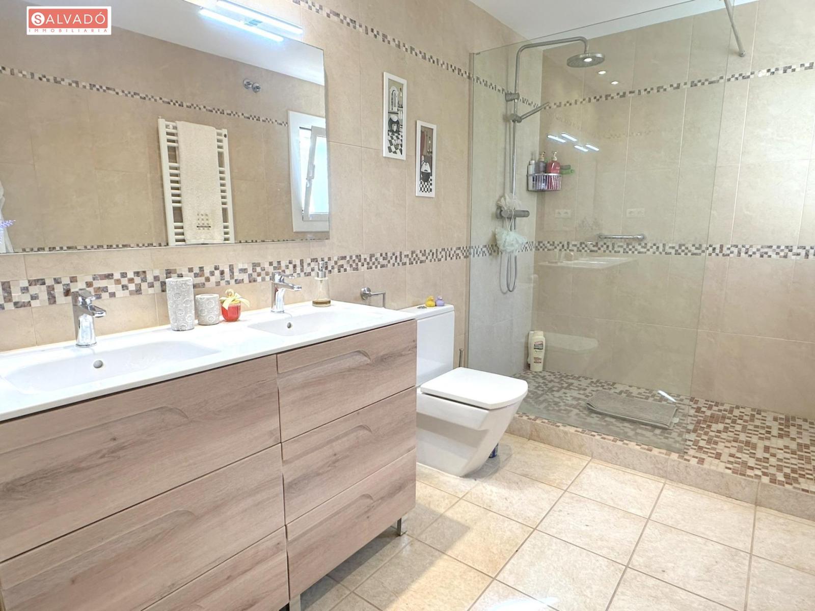 Chalet for Sale in Calafell