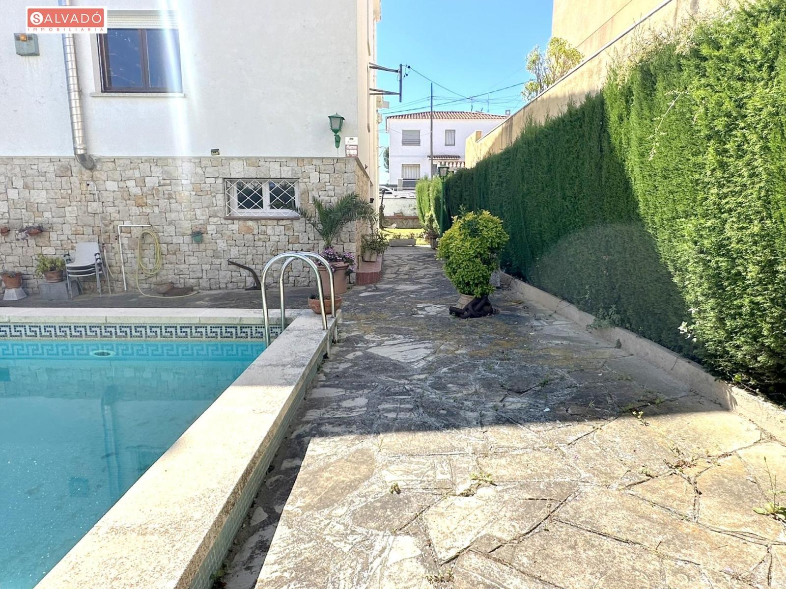 Chalet for Sale in Calafell