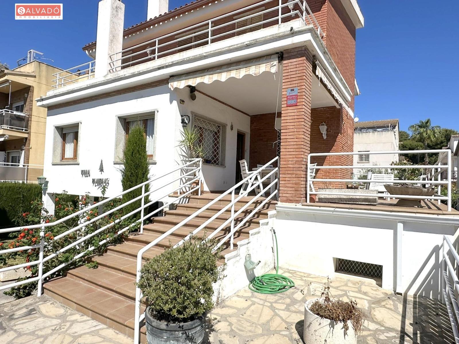 Chalet for Sale in Calafell