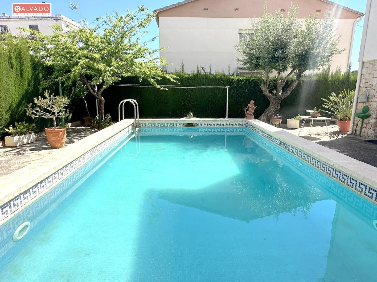 Chalet for Sale in Calafell