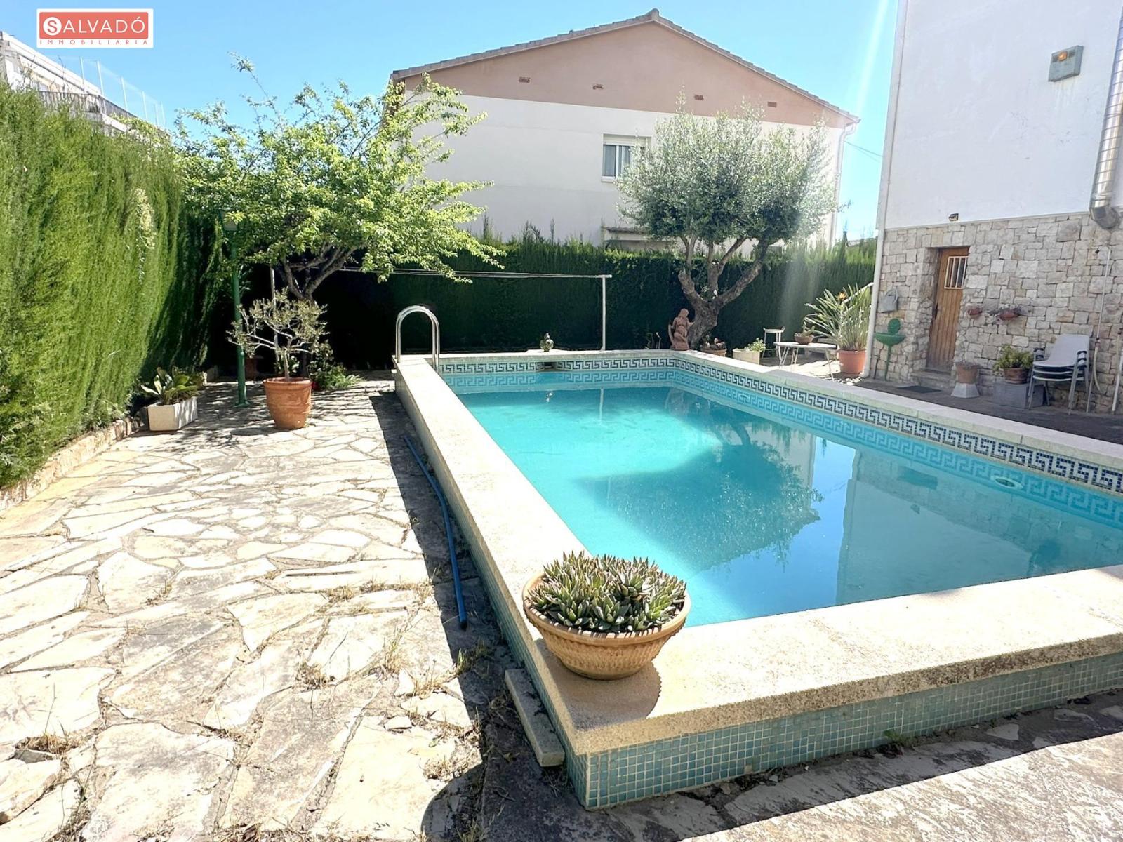 Chalet for Sale in Calafell