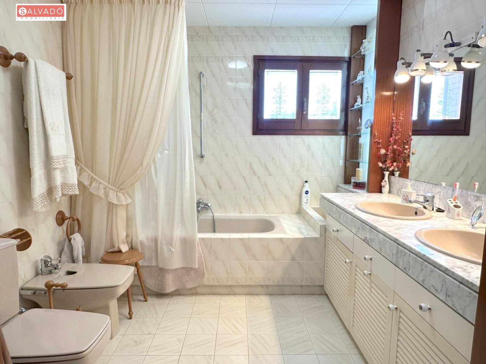 Chalet for Sale in Calafell