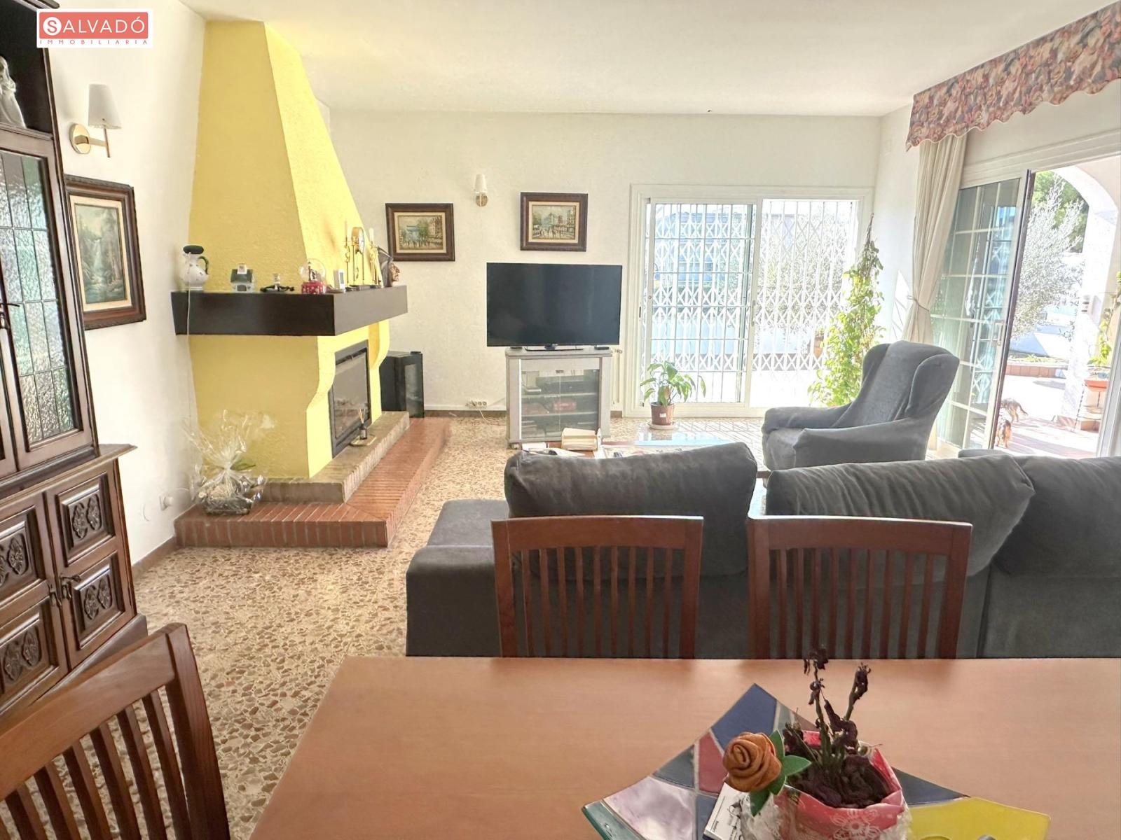 Chalet for Sale in Calafell