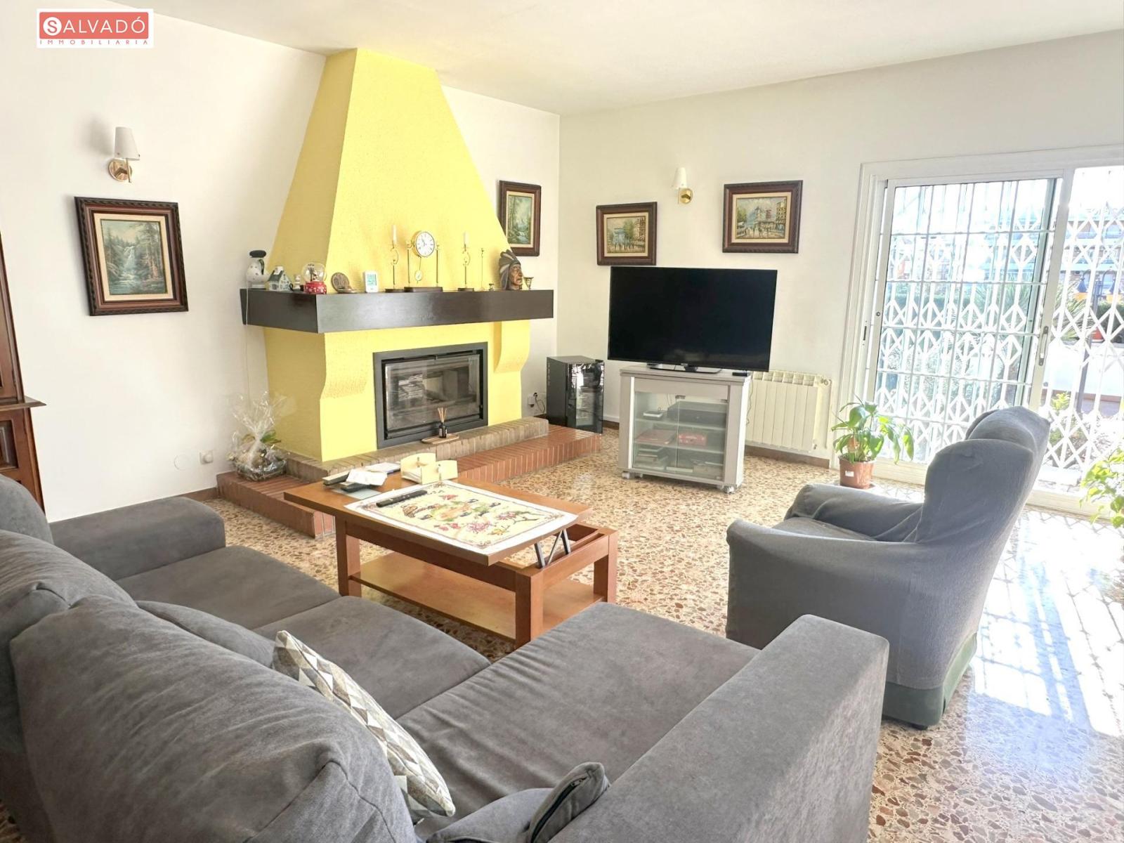 Chalet for Sale in Calafell