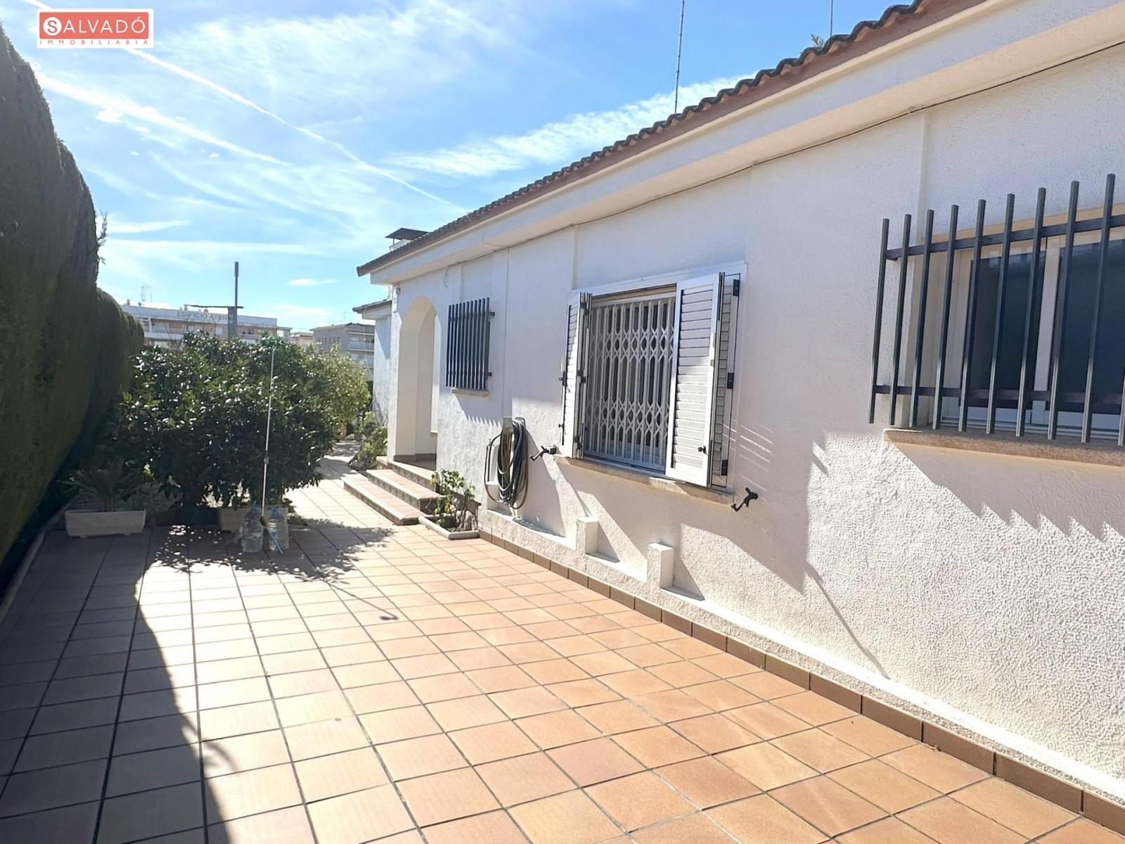 Chalet for Sale in Calafell
