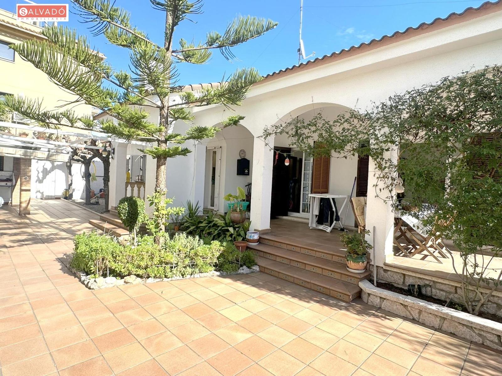 Chalet for Sale in Calafell
