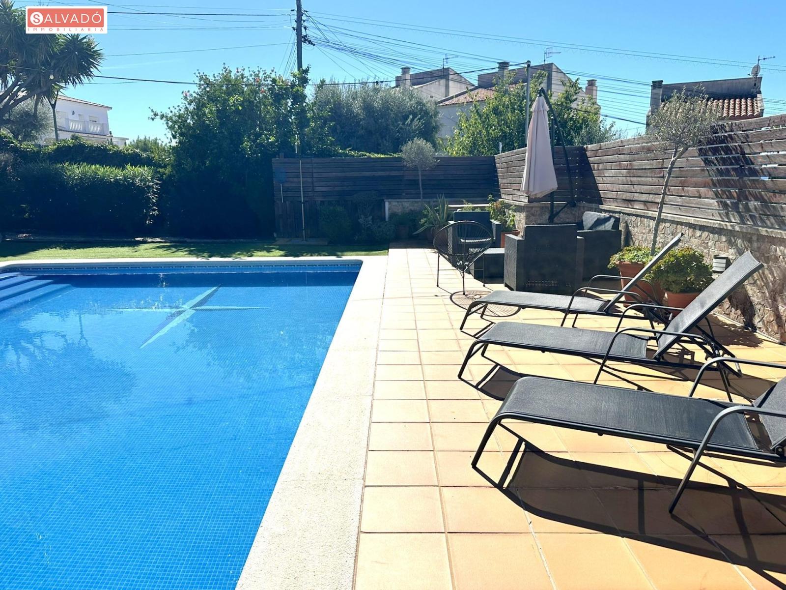 Chalet en Venta en Cunit