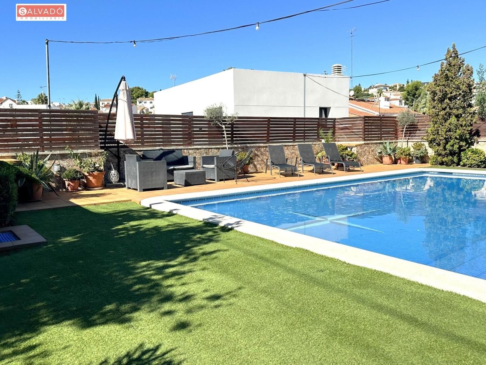 Chalet en Venta en Cunit