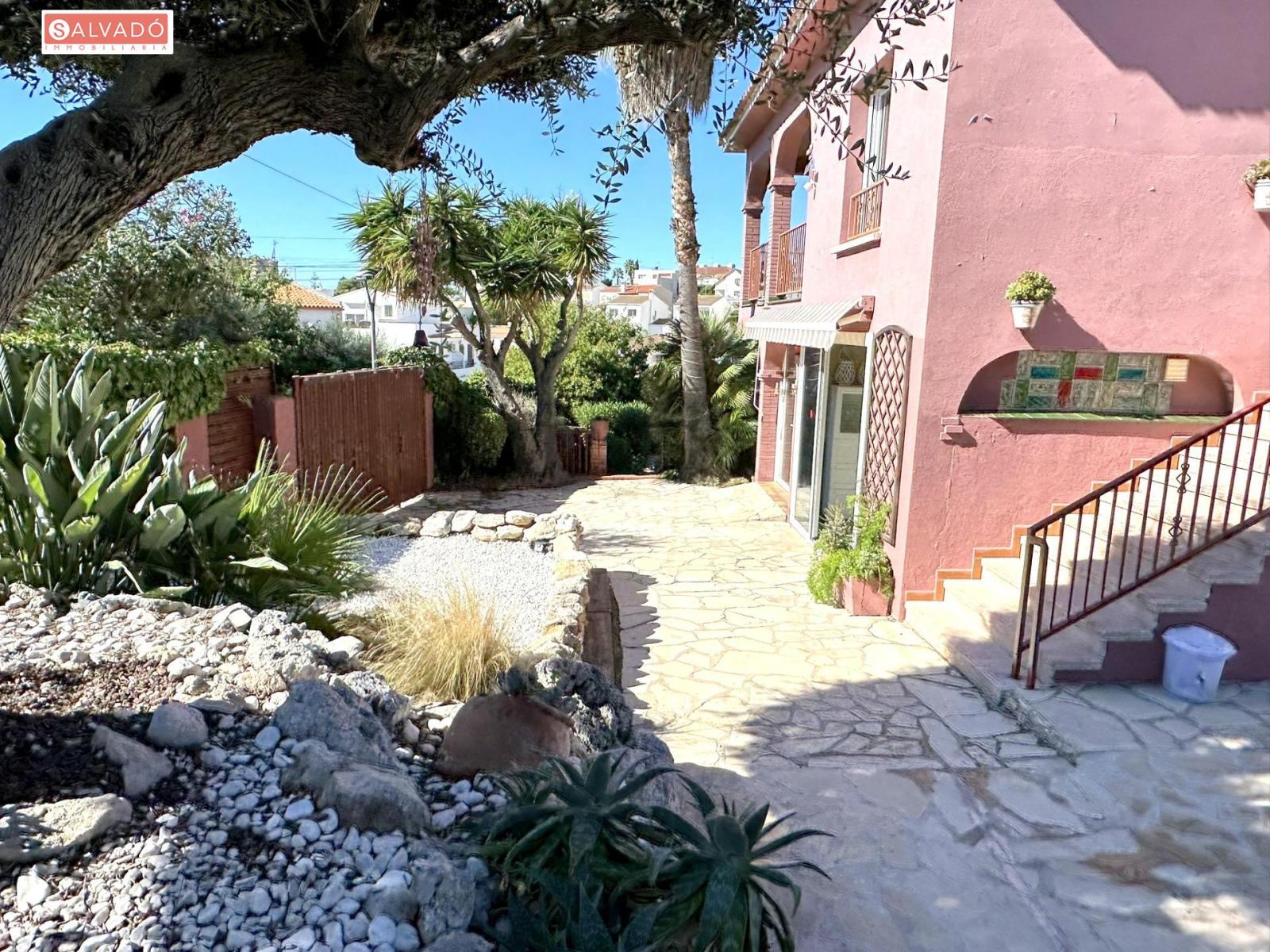 Chalet en Venta en Cunit