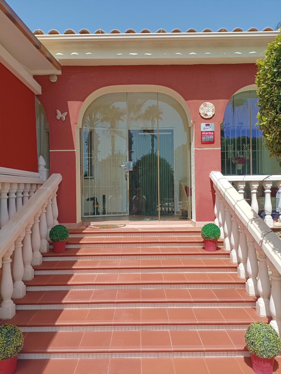 Villa en Venta en Catral