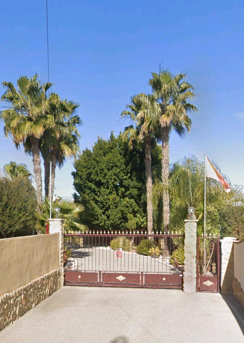 Villa en Venta en Catral