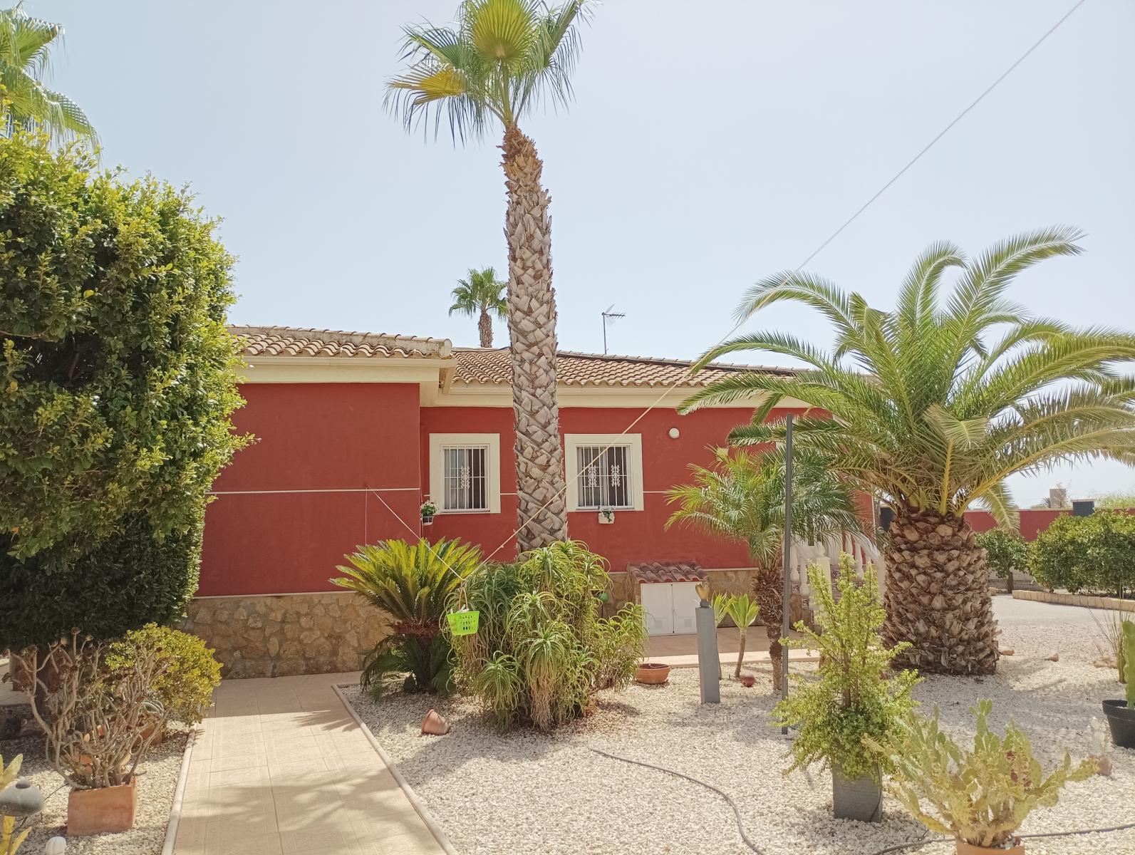 Villa en Venta en Catral