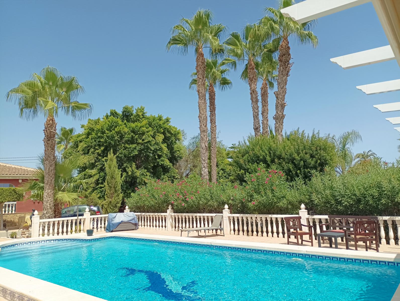 Villa en Venta en Catral