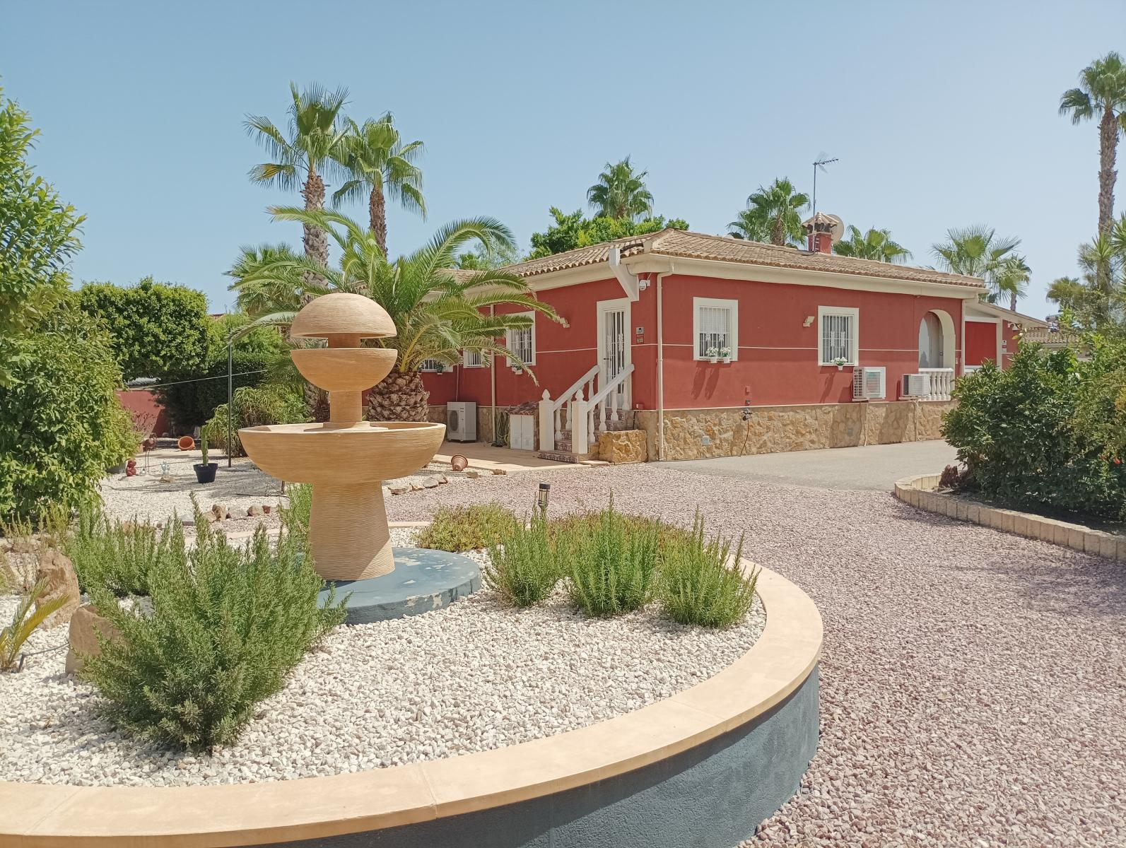 Villa en Venta en Catral