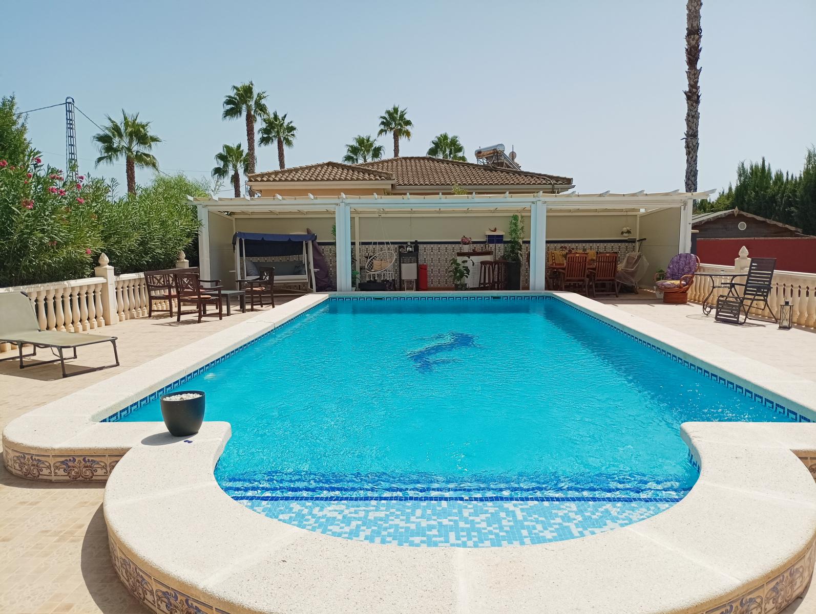 Villa en Venta en Catral