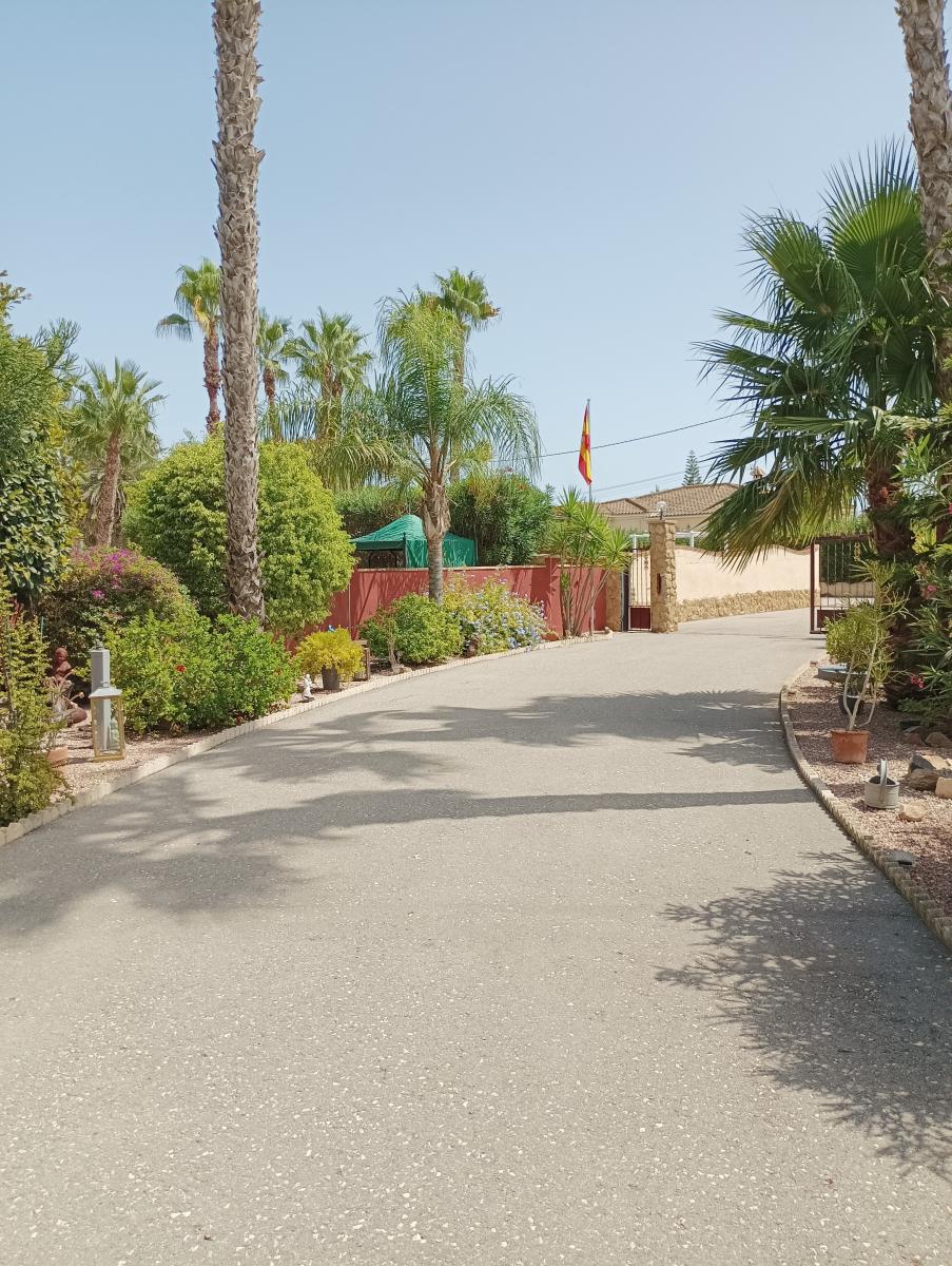 Villa en Venta en Catral