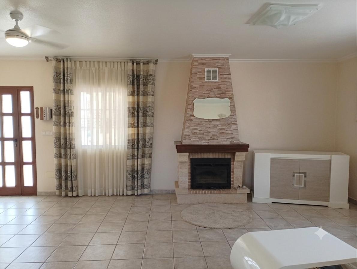 Villa en Venta en Catral