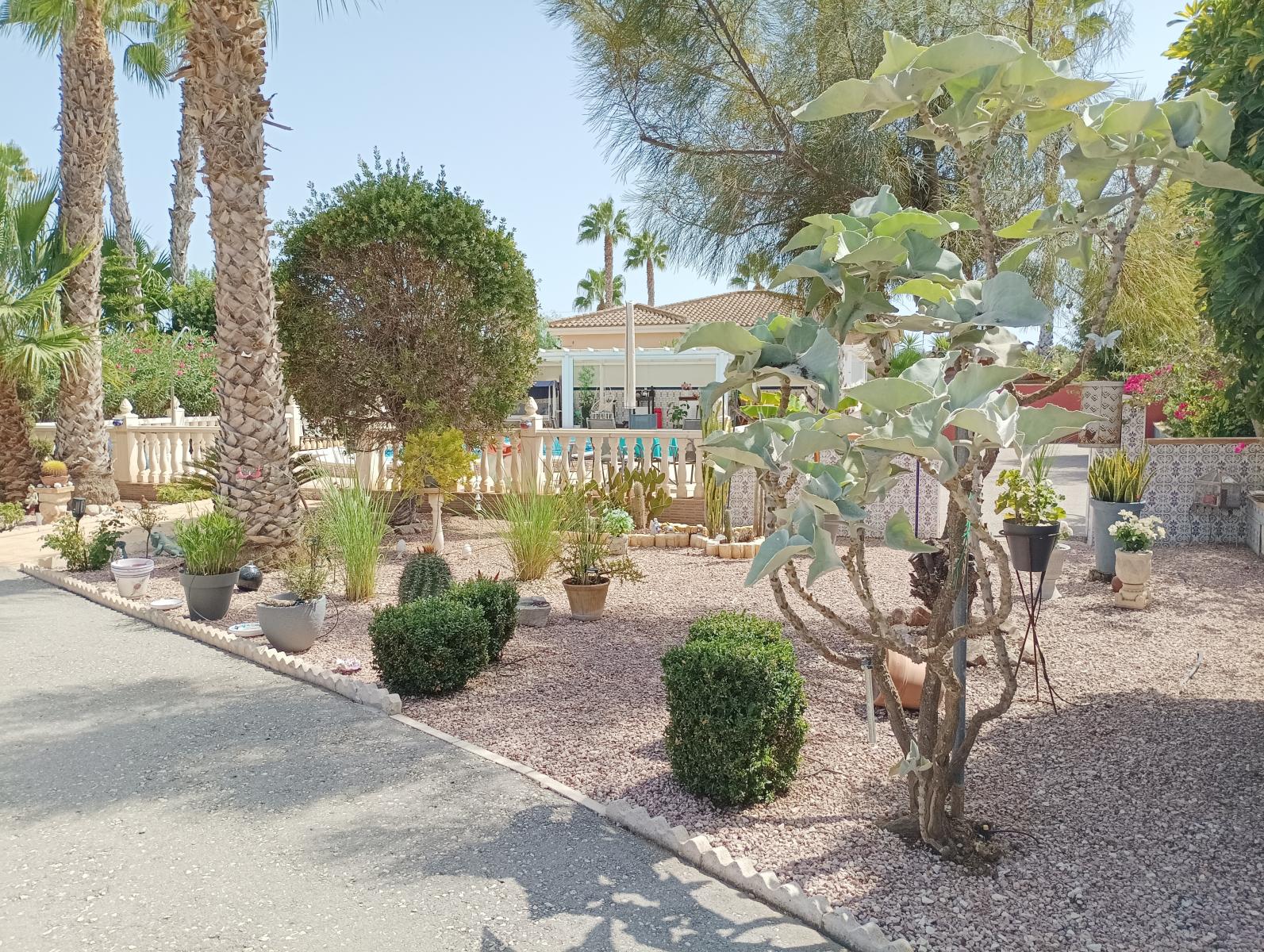 Villa en Venta en Catral