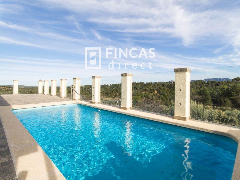 House for Sale in Cretas