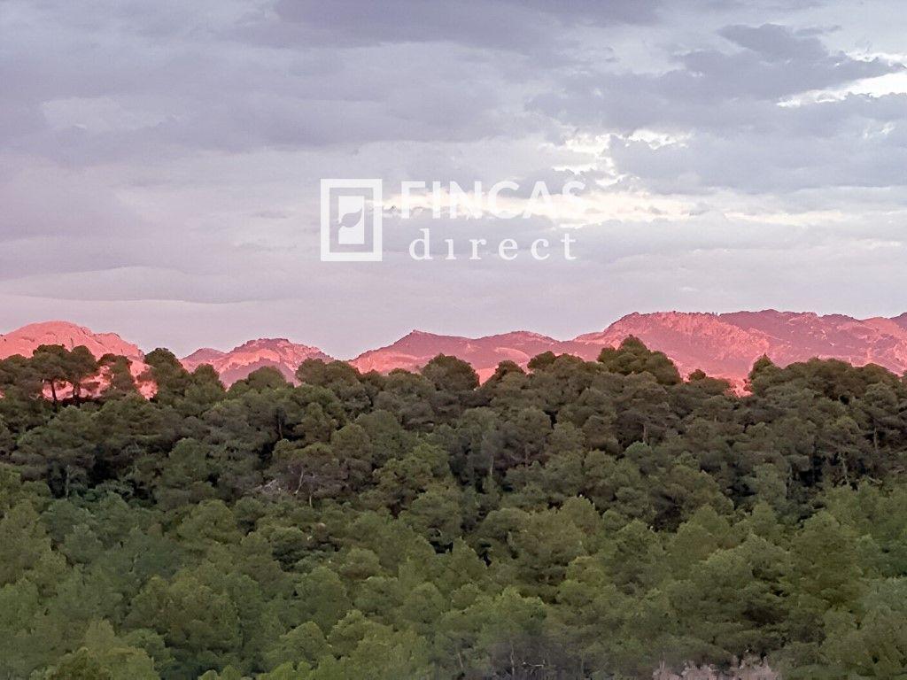 House for Sale in Cretas