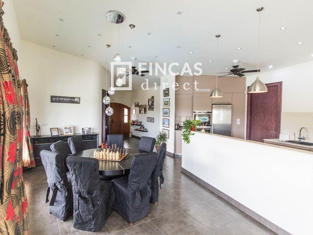 House for Sale in Cretas