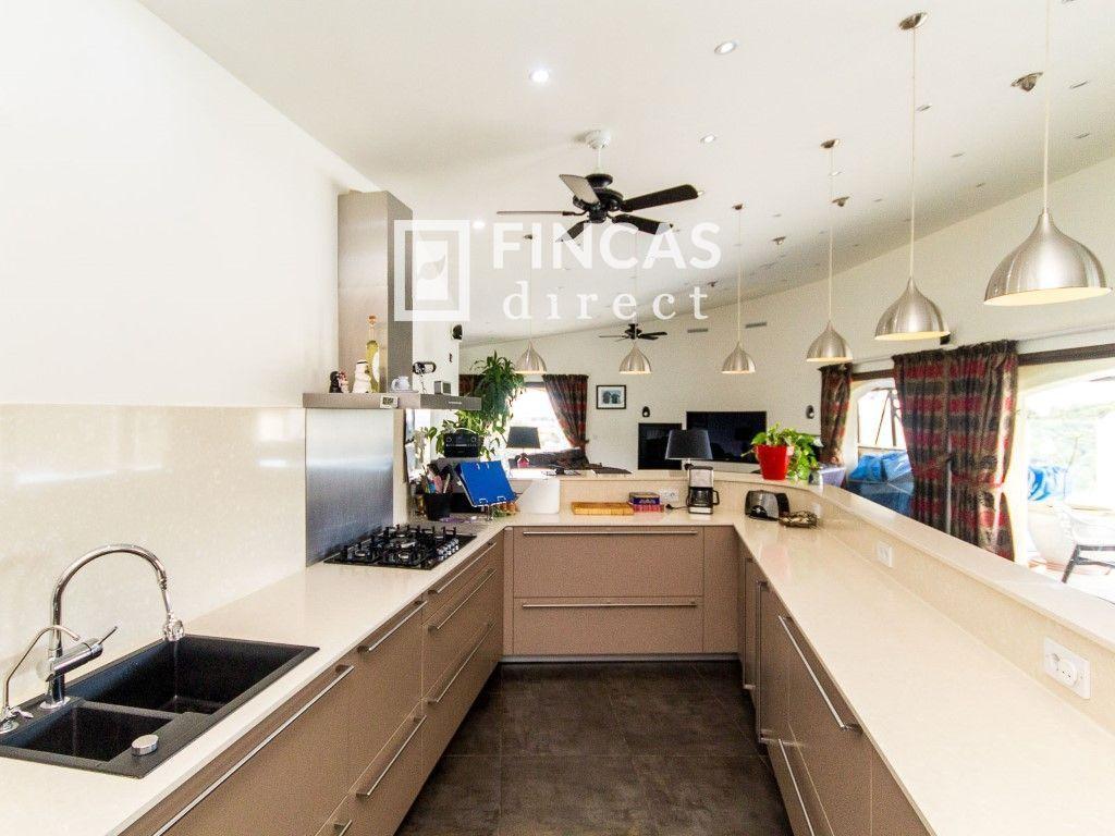 House for Sale in Cretas