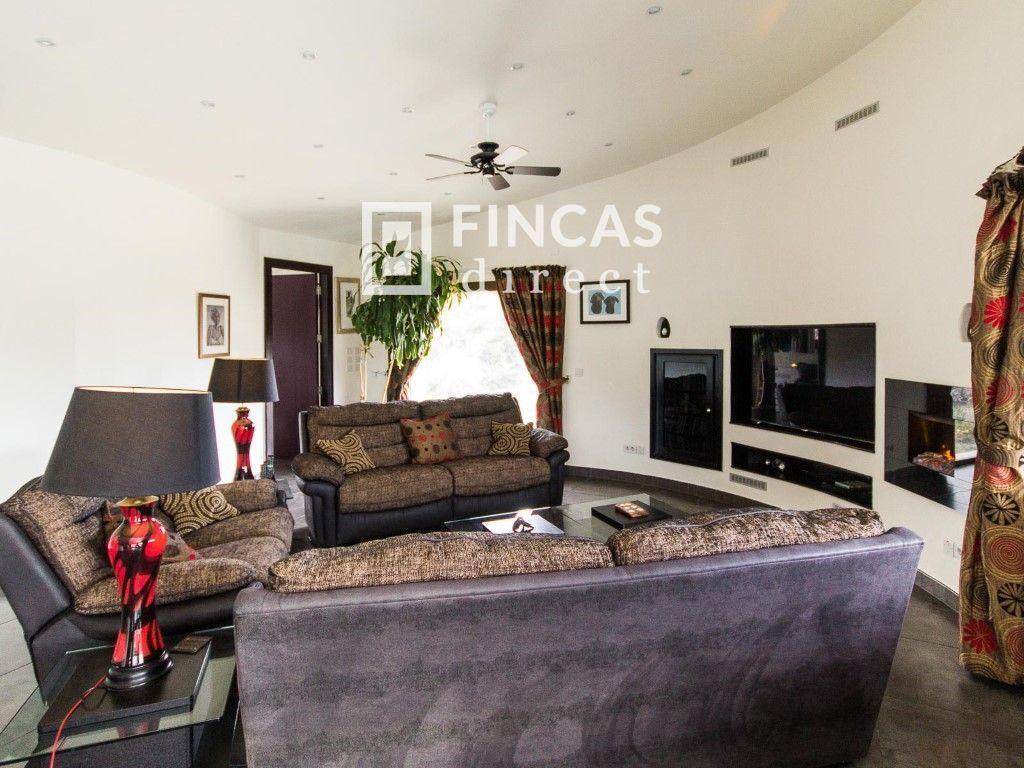 House for Sale in Cretas