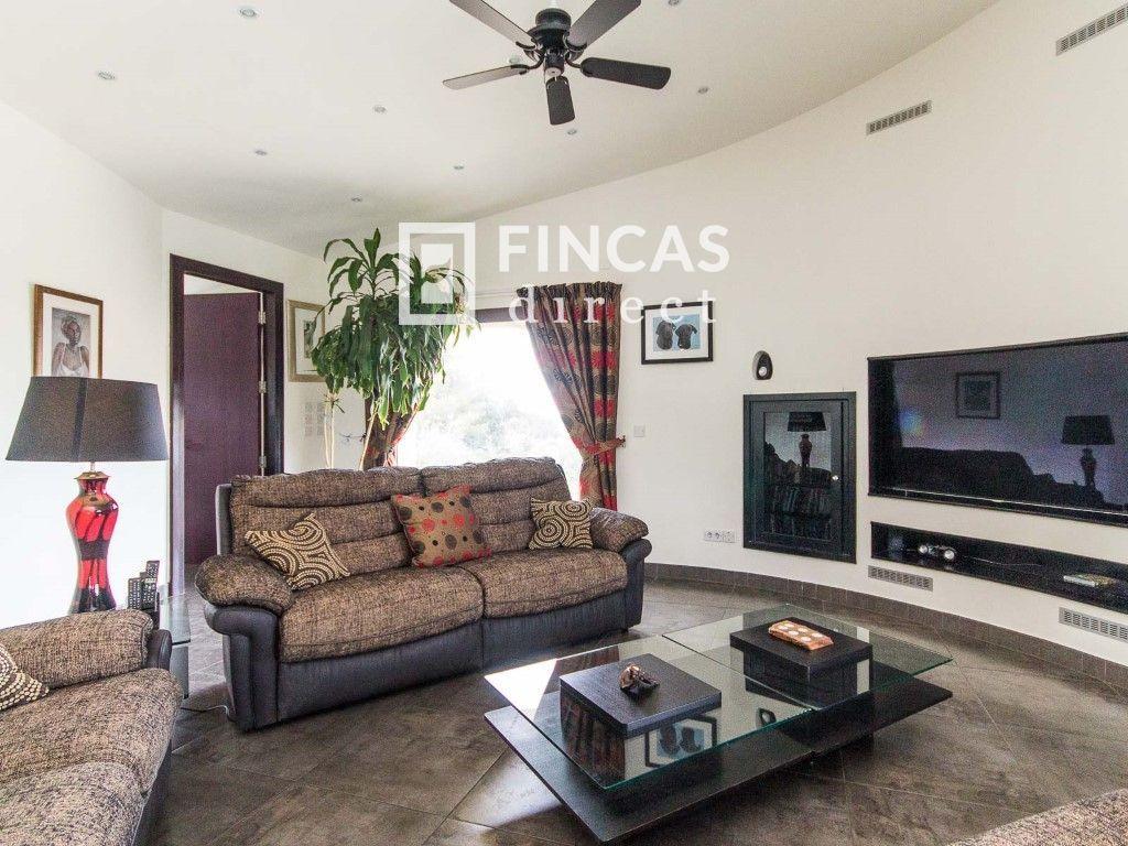 House for Sale in Cretas