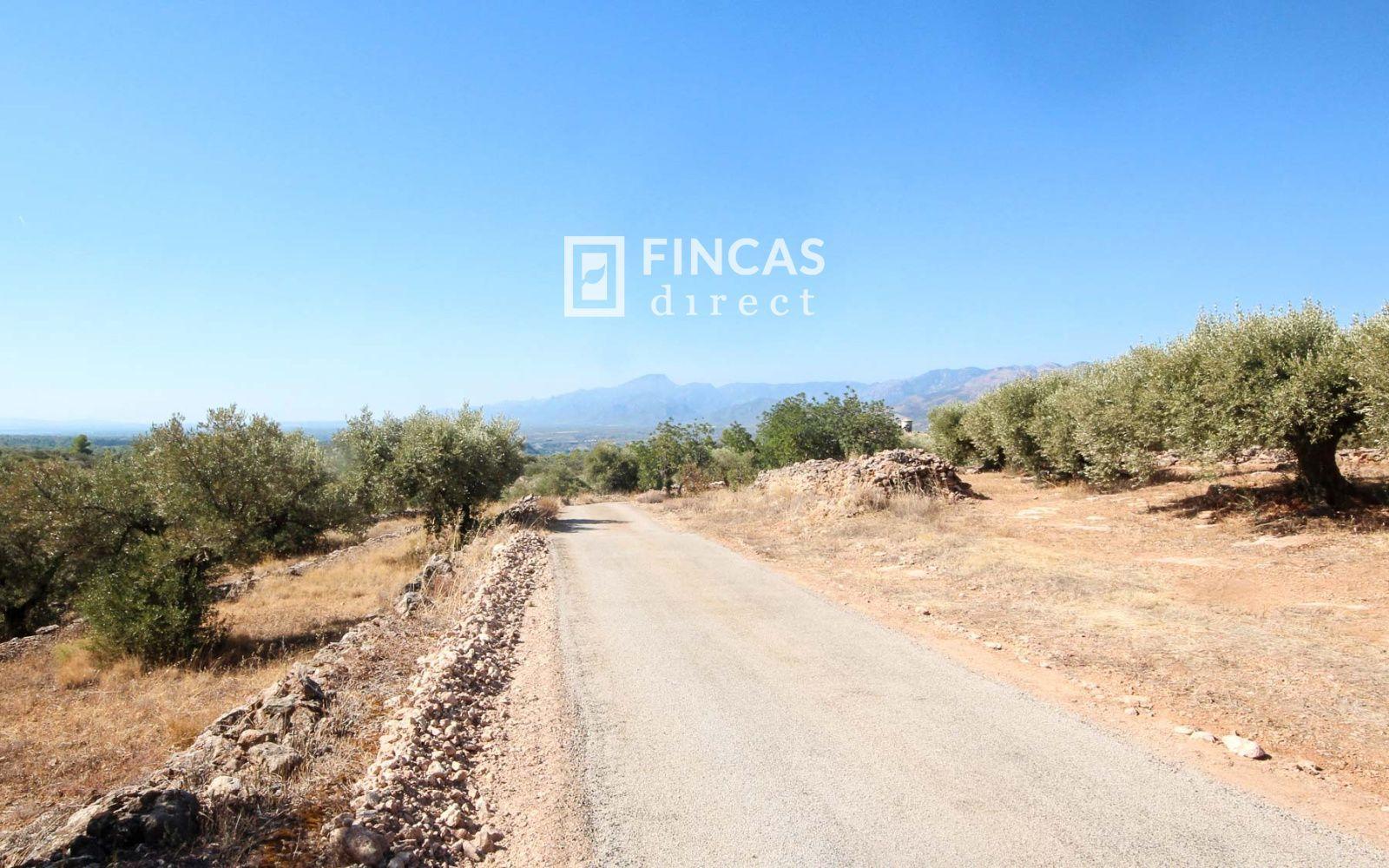 Finca en Venta en Tivenys