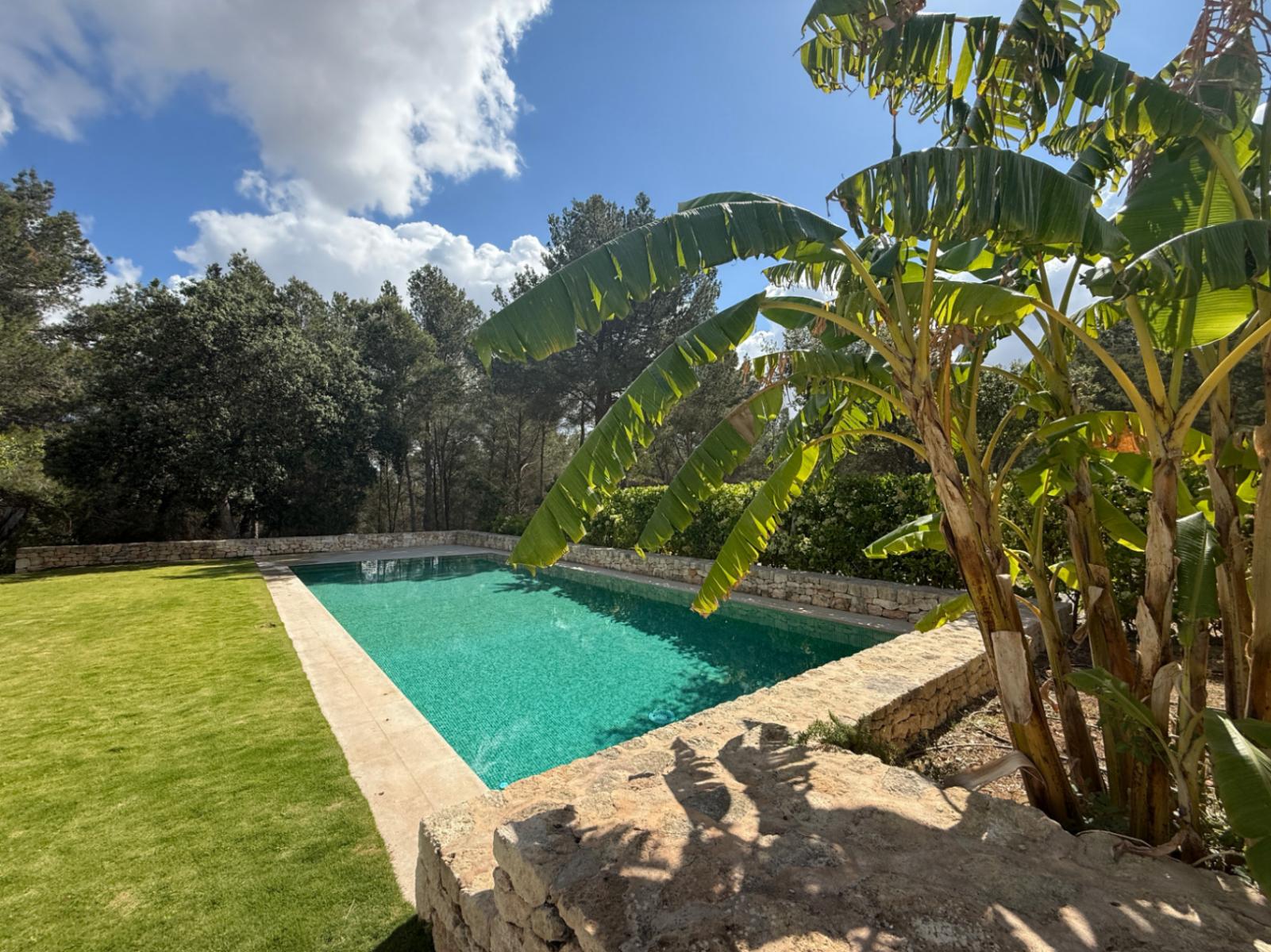 Villa for Sale in Santa Eulalia del Río