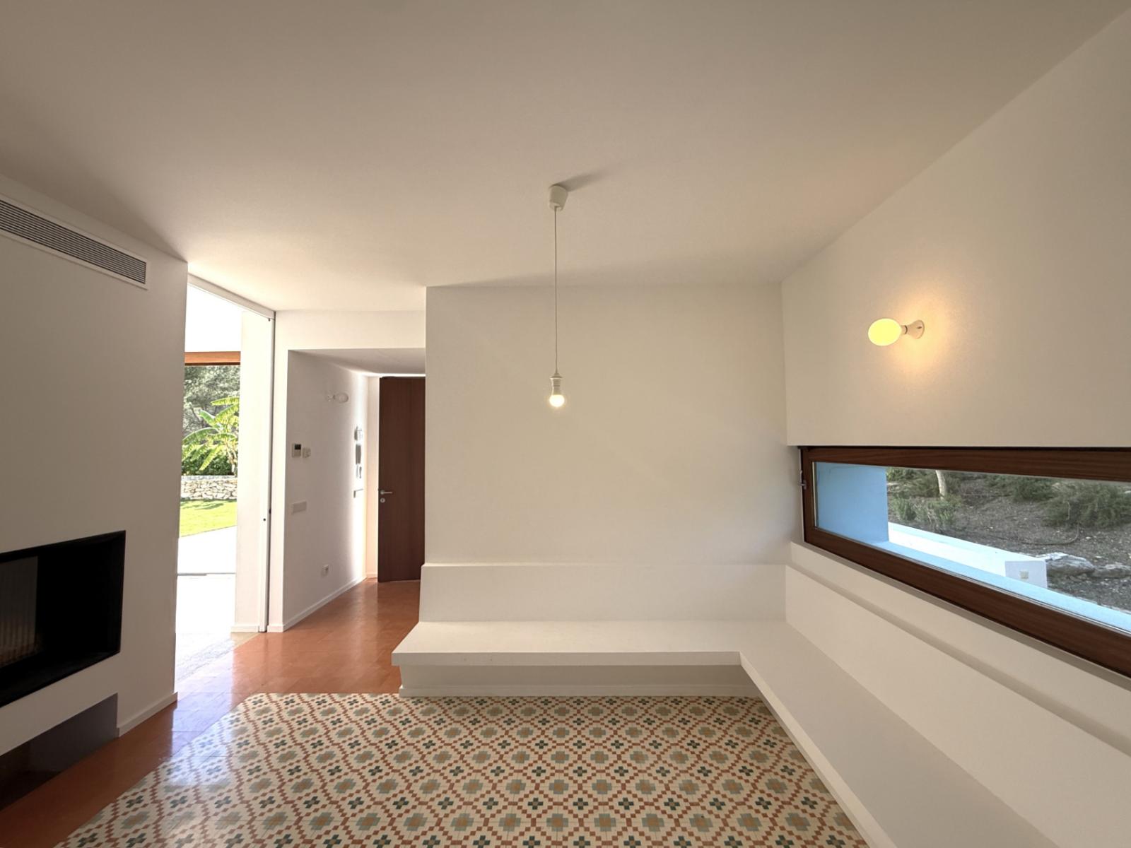 Villa for Sale in Santa Eulalia del Río