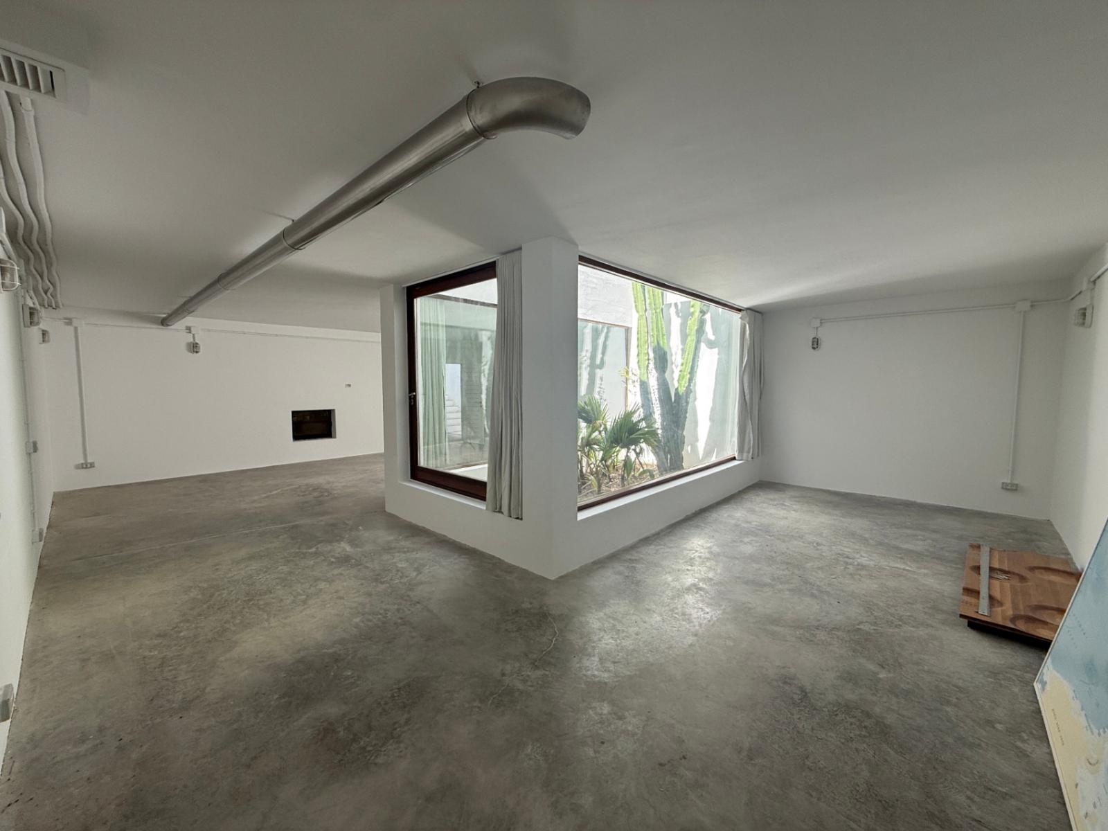 Villa for Sale in Santa Eulalia del Río