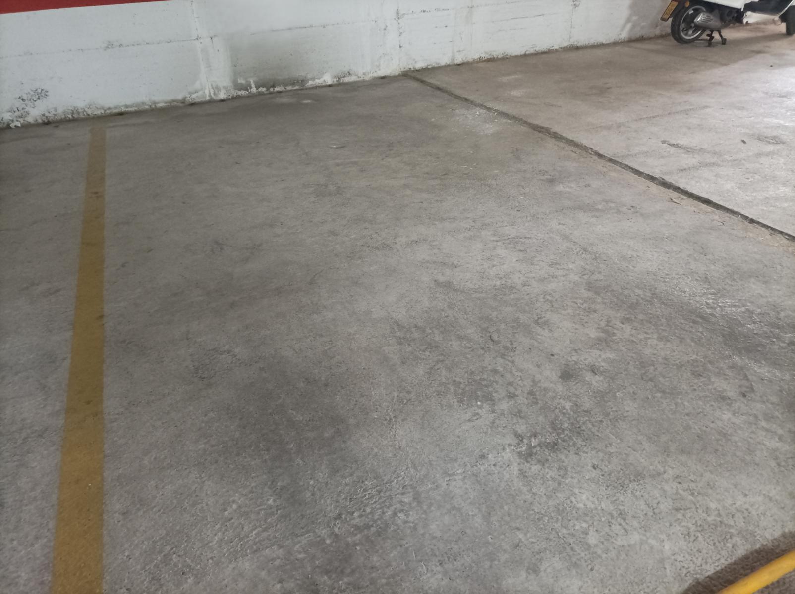 Garage for Rent in Mijas