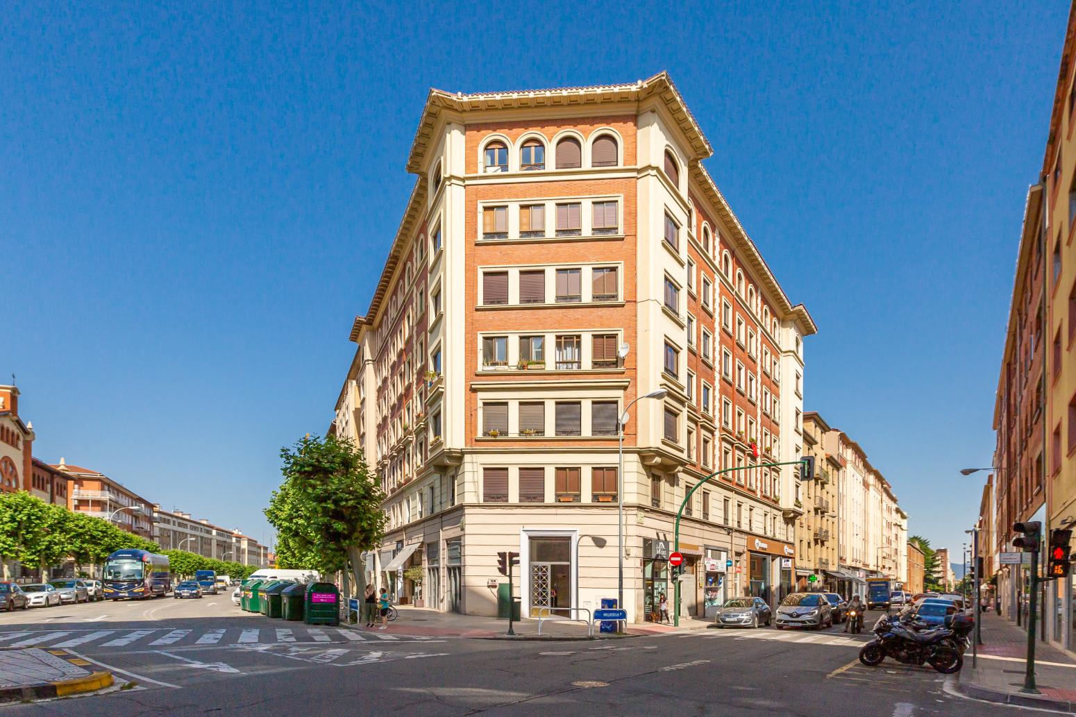 Premise for Sale in Pamplona