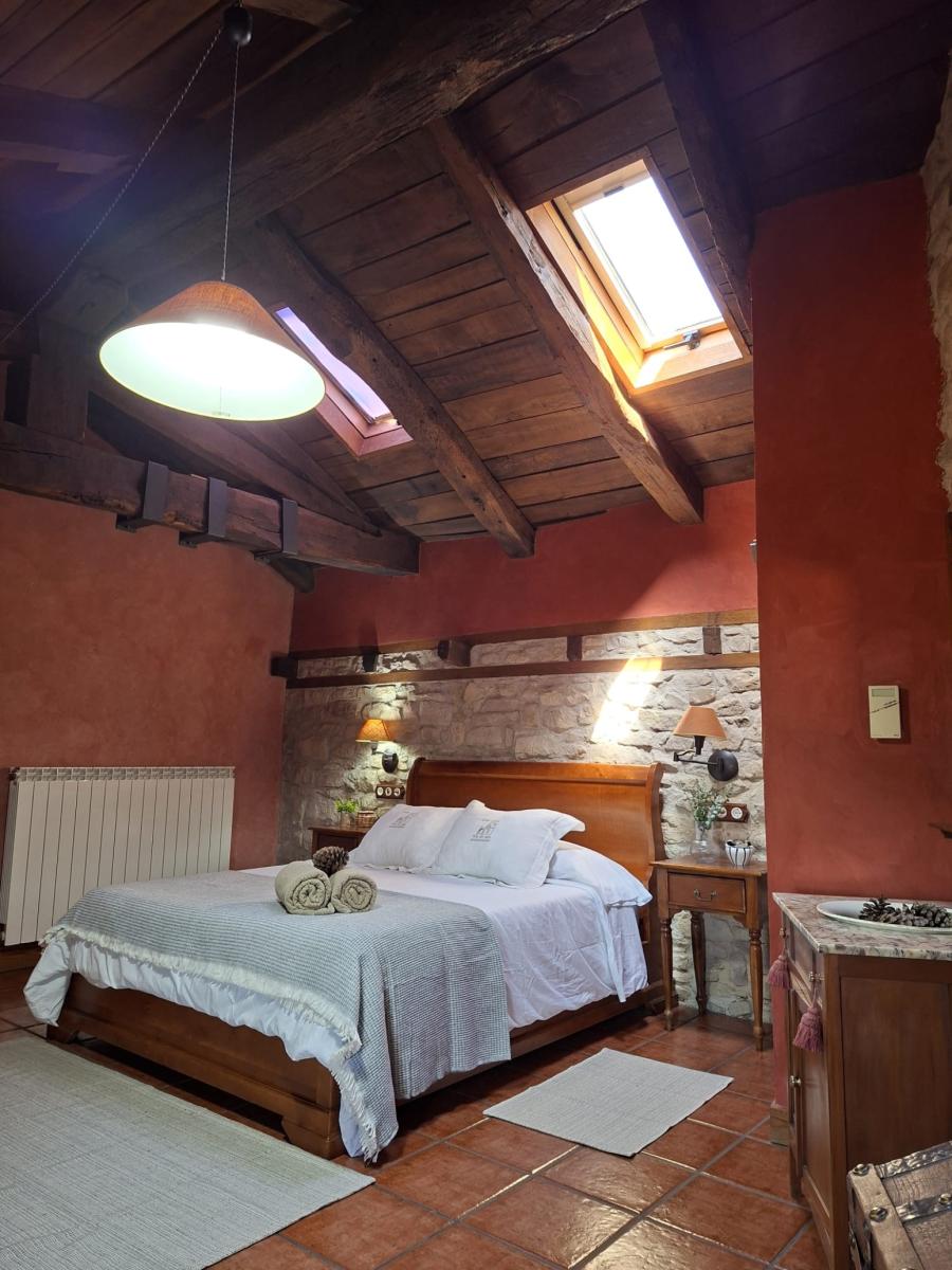 House for Sale in Leoz