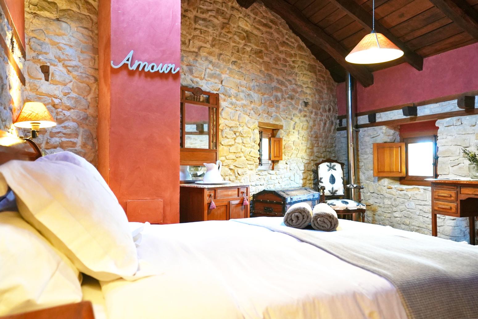 House for Sale in Leoz