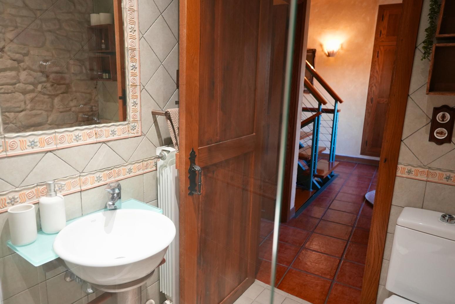 House for Sale in Leoz