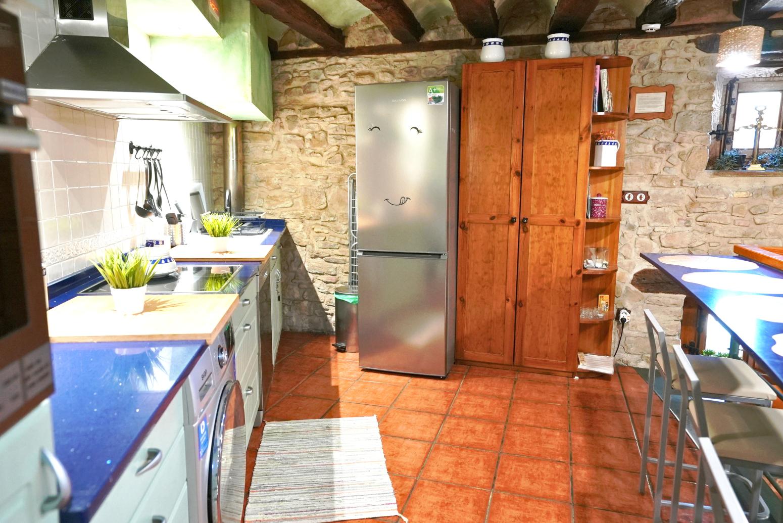 House for Sale in Leoz