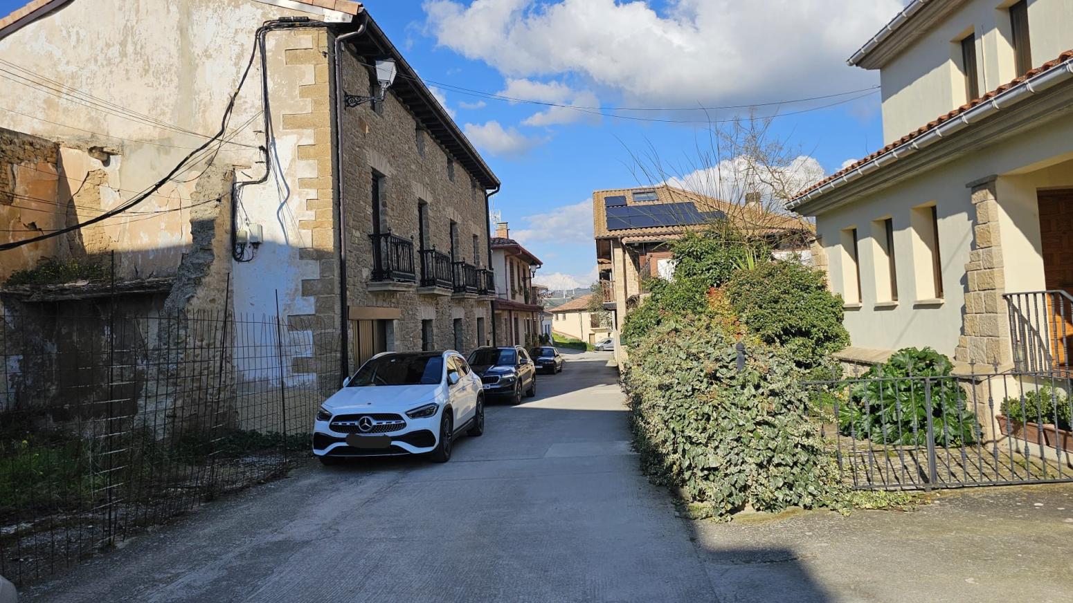 Finca en Venta en Artajona