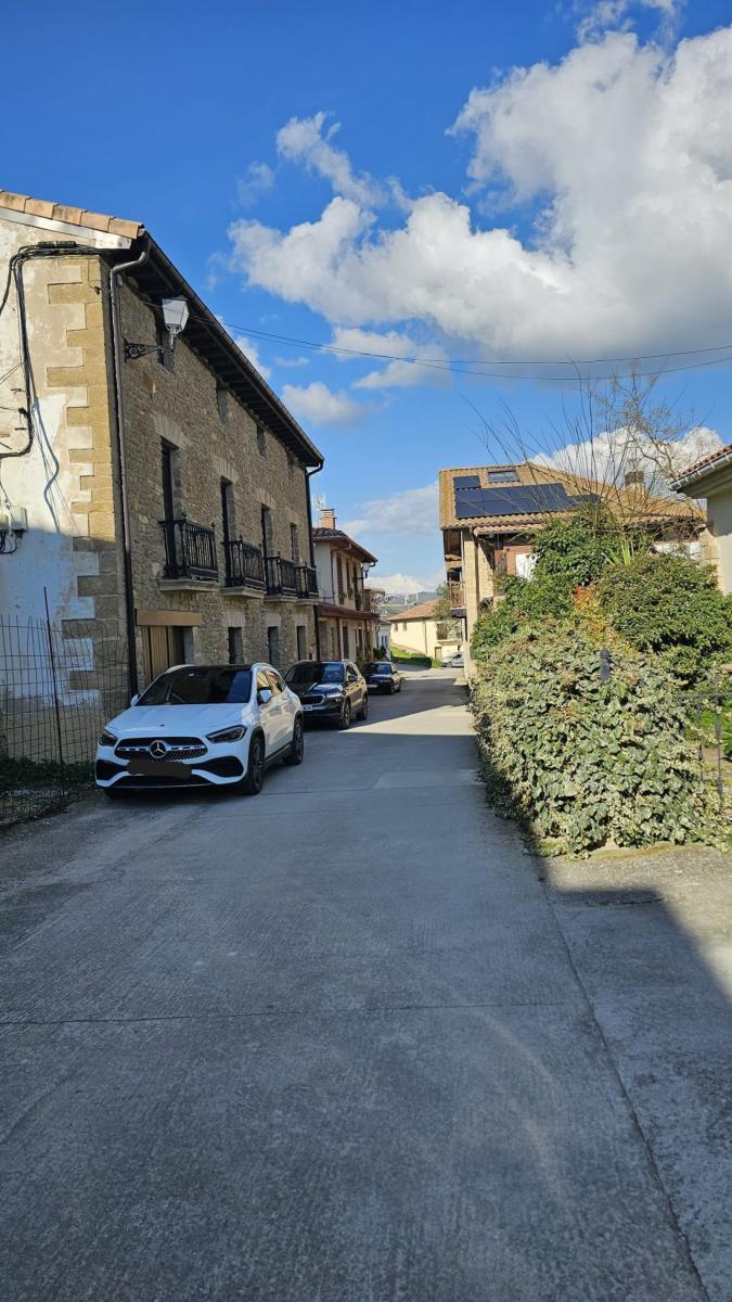 Finca en Venta en Artajona