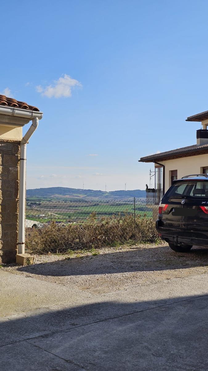 Finca en Venta en Artajona