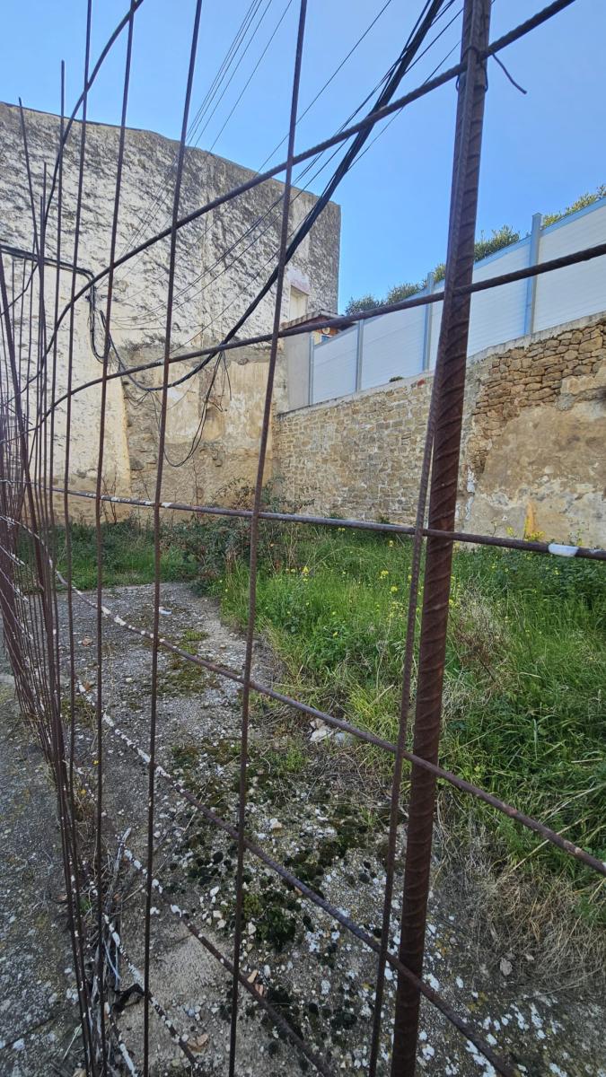 Finca en Venta en Artajona