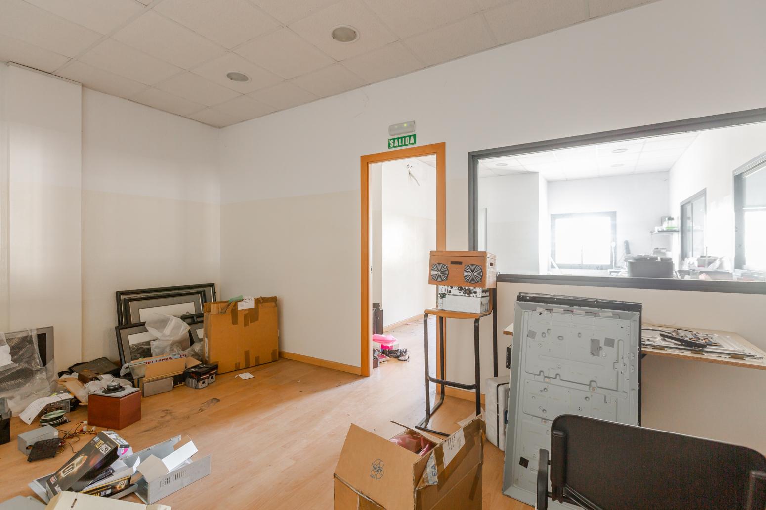 Industrial Unit for Rent in Pamplona