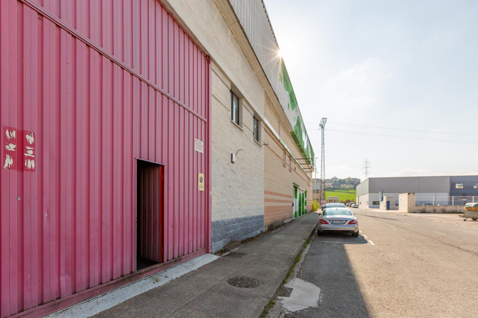 Industrial Unit for Rent in Pamplona