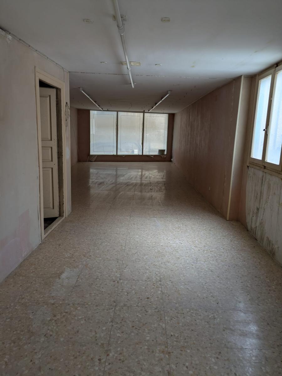 Premise for Sale in Corella
