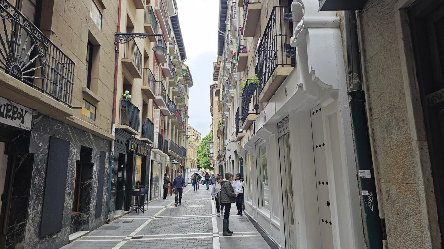 Flat for Sale in Pamplona
