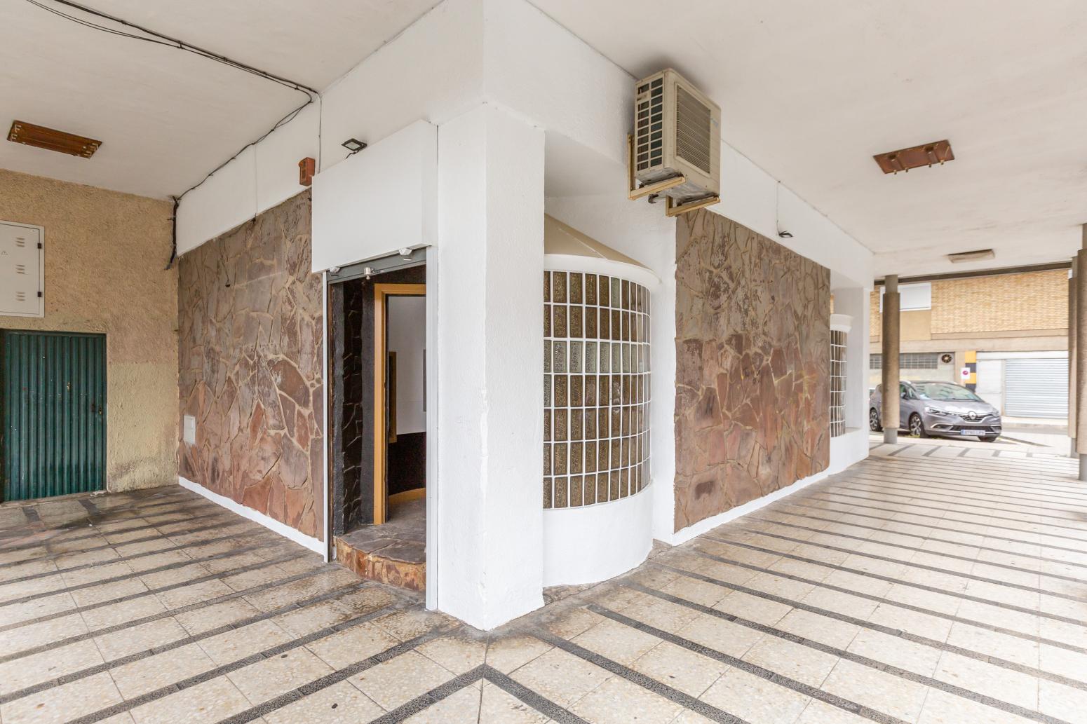Premise for Rent in Barañain